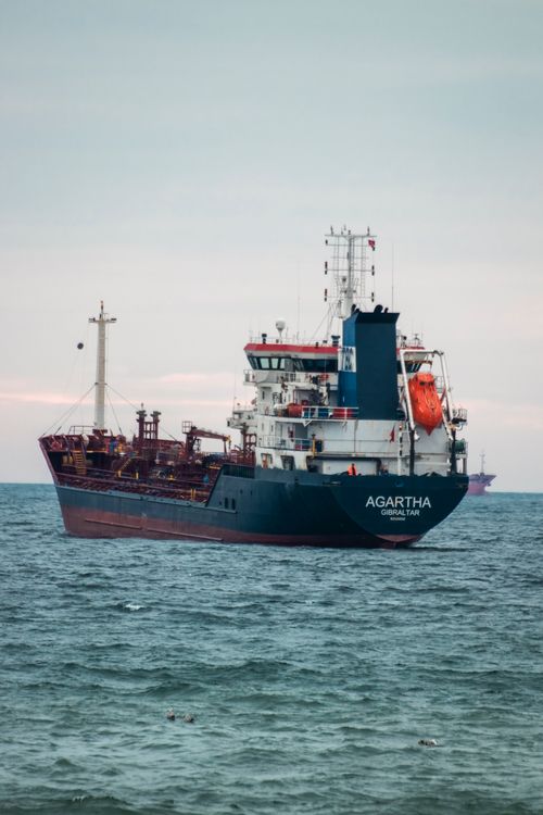 Oeltanker auf hoher See